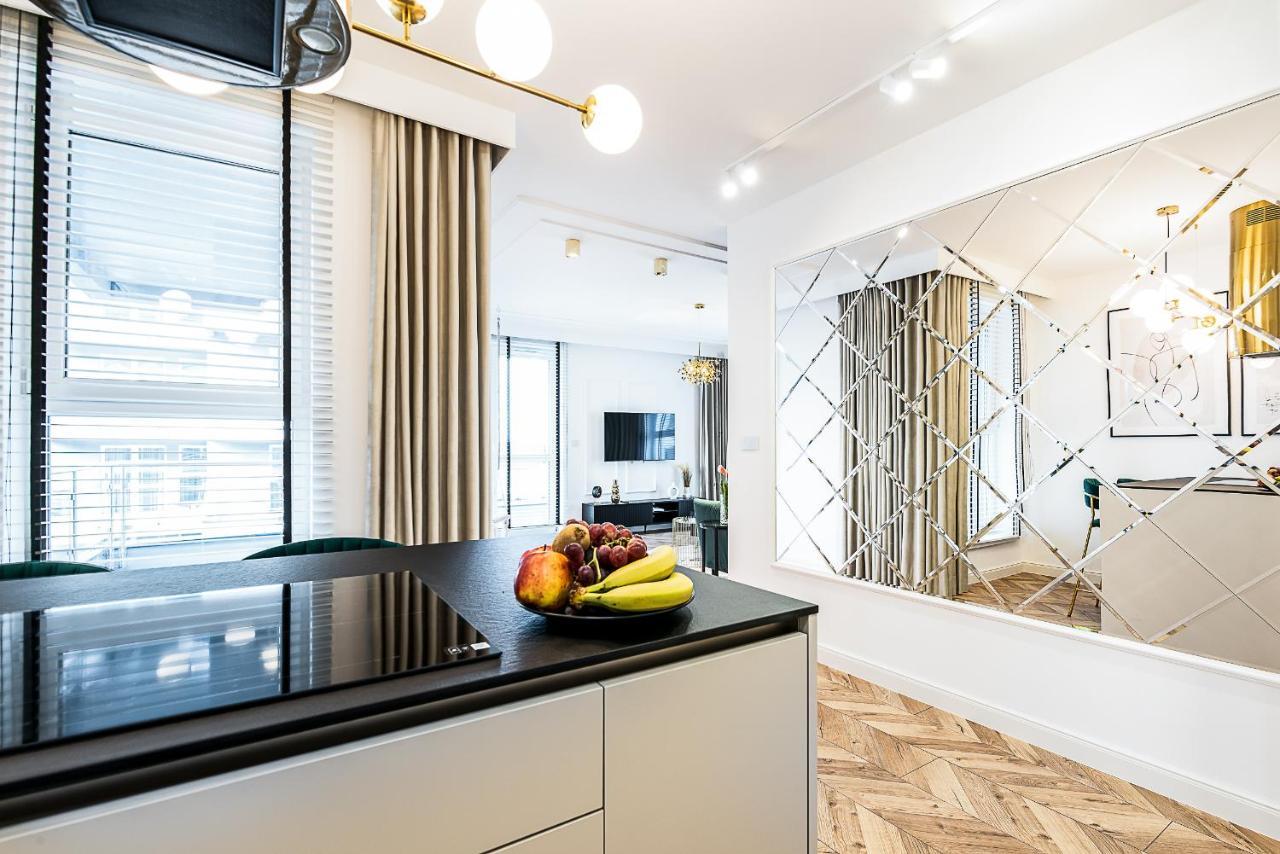 شقة Wloski Apartament كوزتسالين المظهر الخارجي الصورة